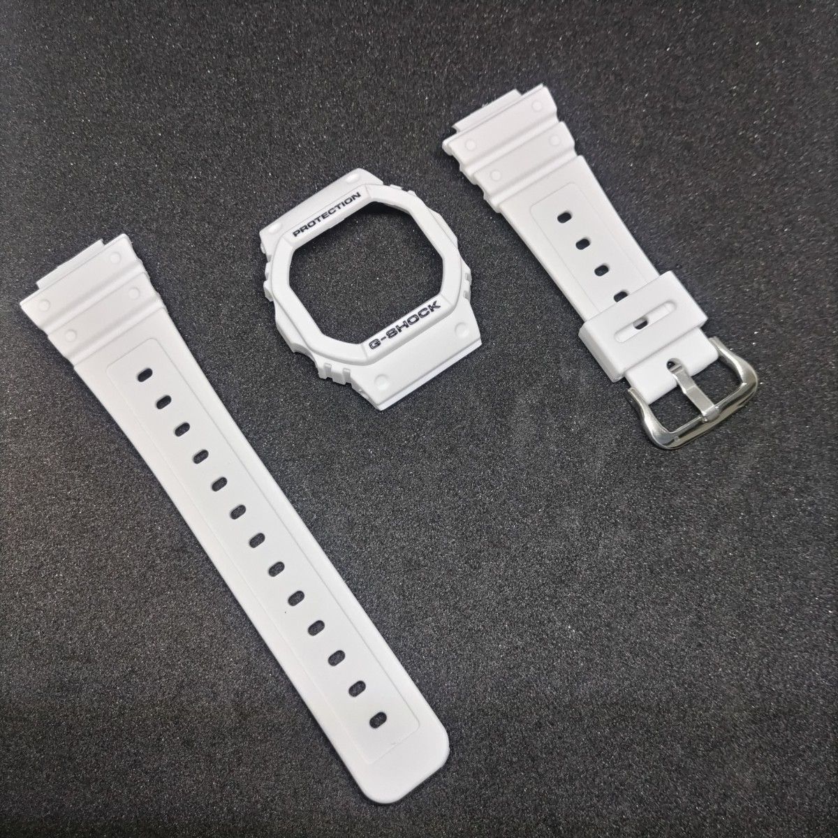 CASIO G-SHOCK DW-5600 ベゼルベルト白｜Yahoo!フリマ（旧PayPayフリマ）