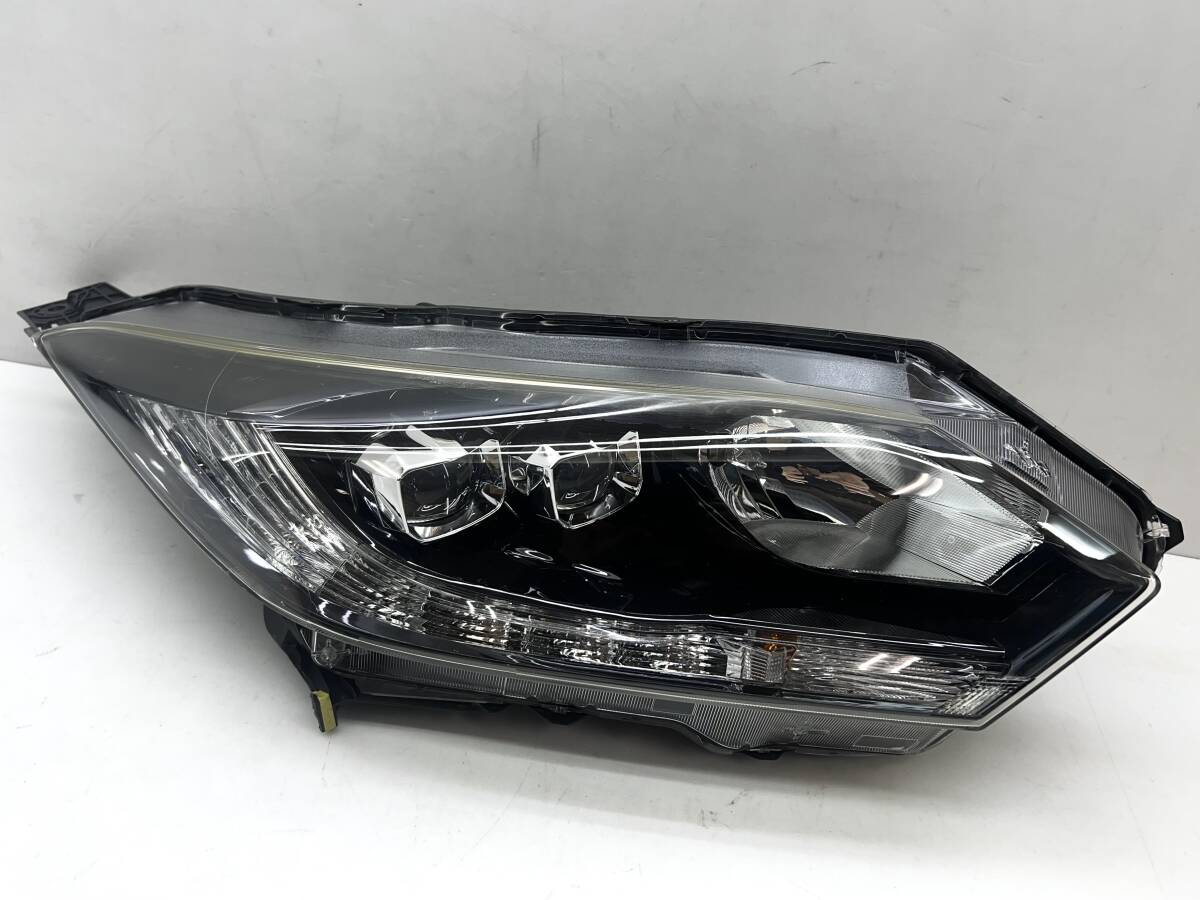 即決 01 ヴェゼル RU 前期 / LED ホンダ 純正 右 ヘッドライト KOITO