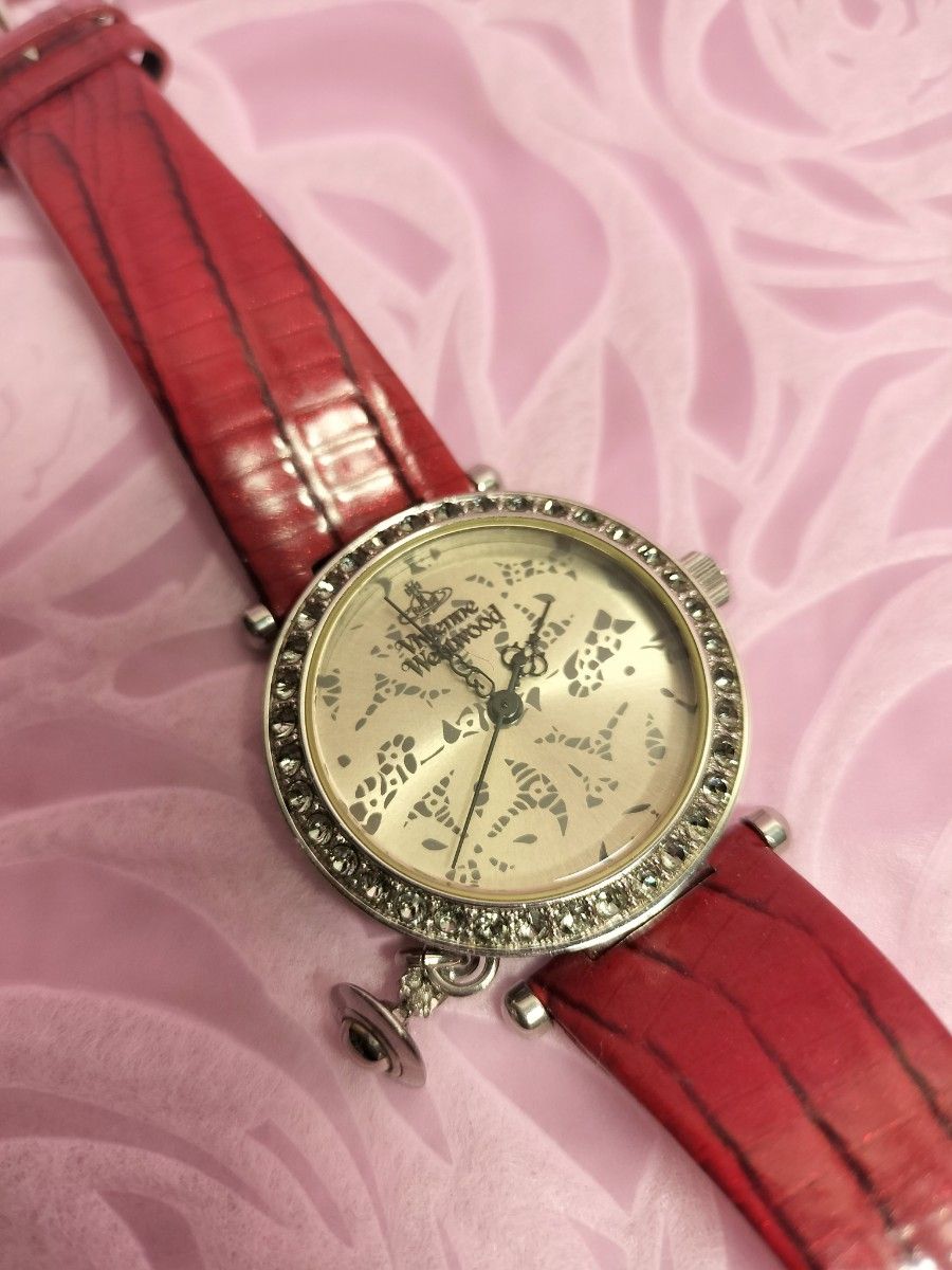 ヴィヴィアンウエストウッド VIVIENNE WESTWOOD 赤レザーベルト 腕時計