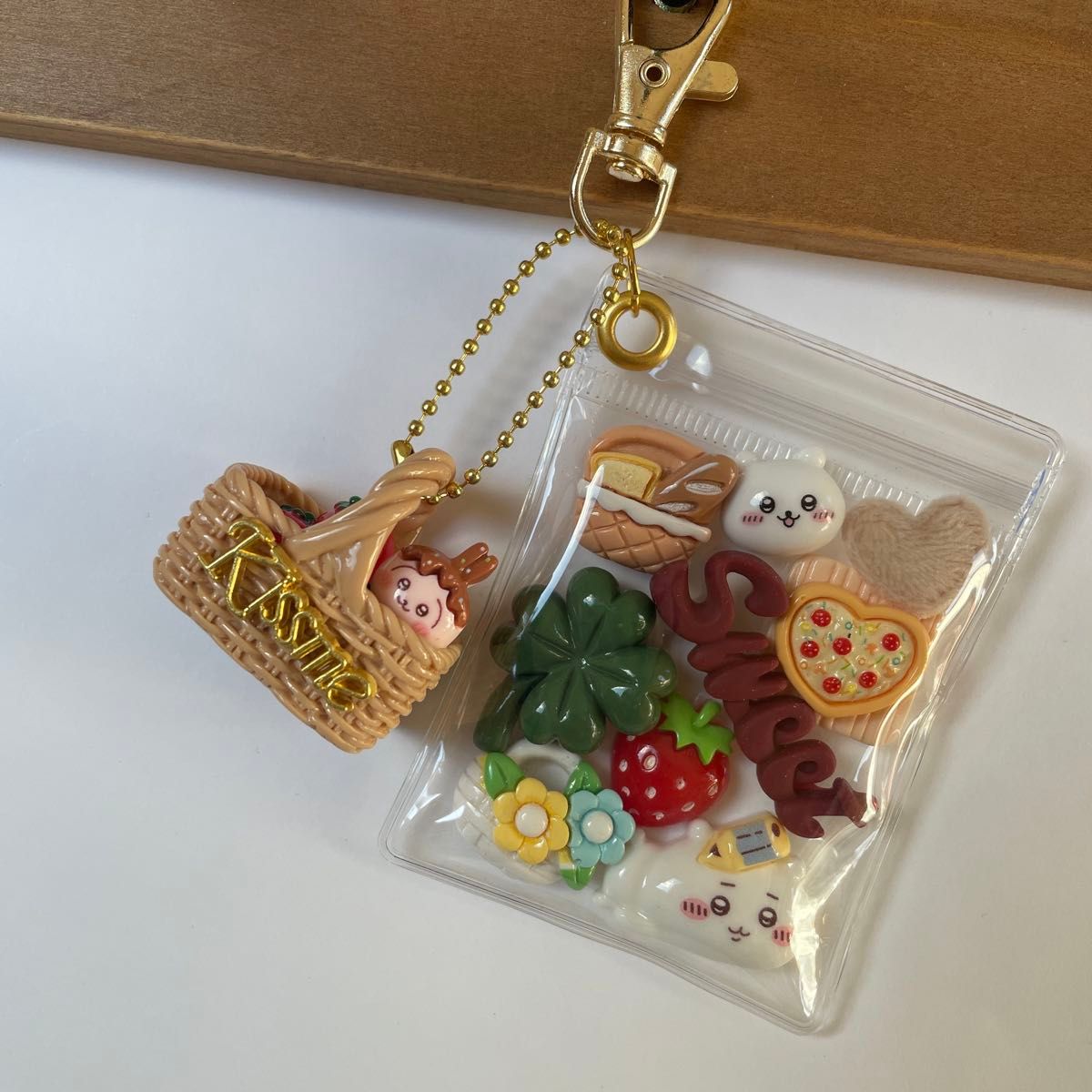 ガチャ詰めポーチ風キャンディバックキーホルダーM｜Yahoo!フリマ（旧