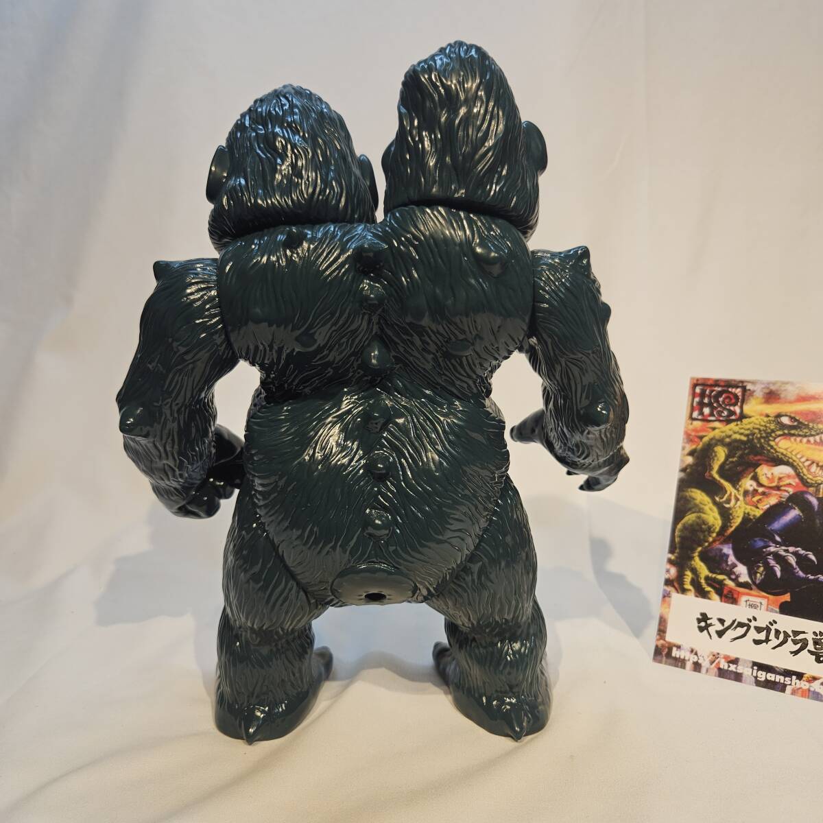 Yahoo!オークション - ソフビ Sofubi HxS キングゴリラ獣 DARK GREEN 3