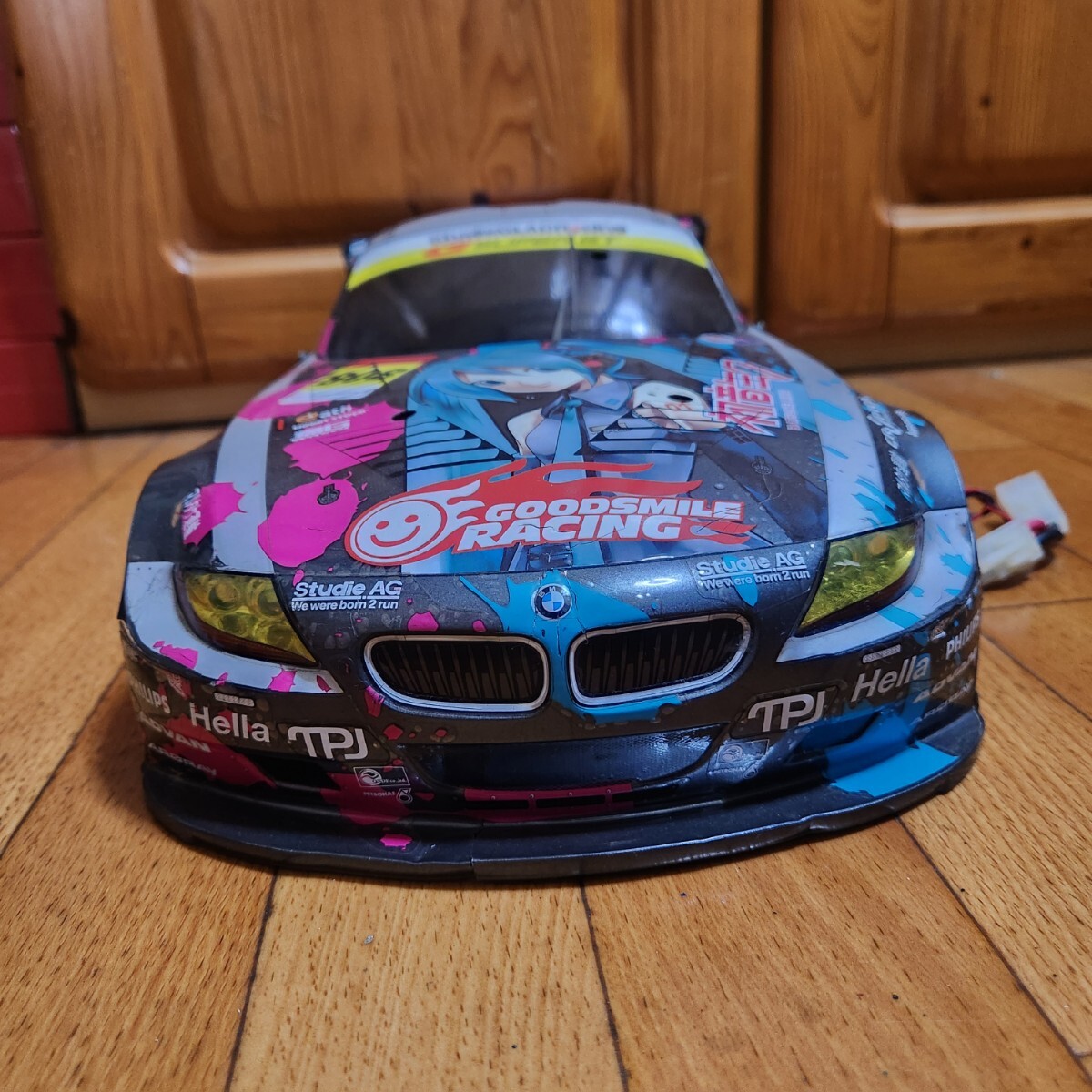 即決《送料無料》タミヤ TAMIYA 1/10 電動RC 初音ミク Studie GLAD BMW