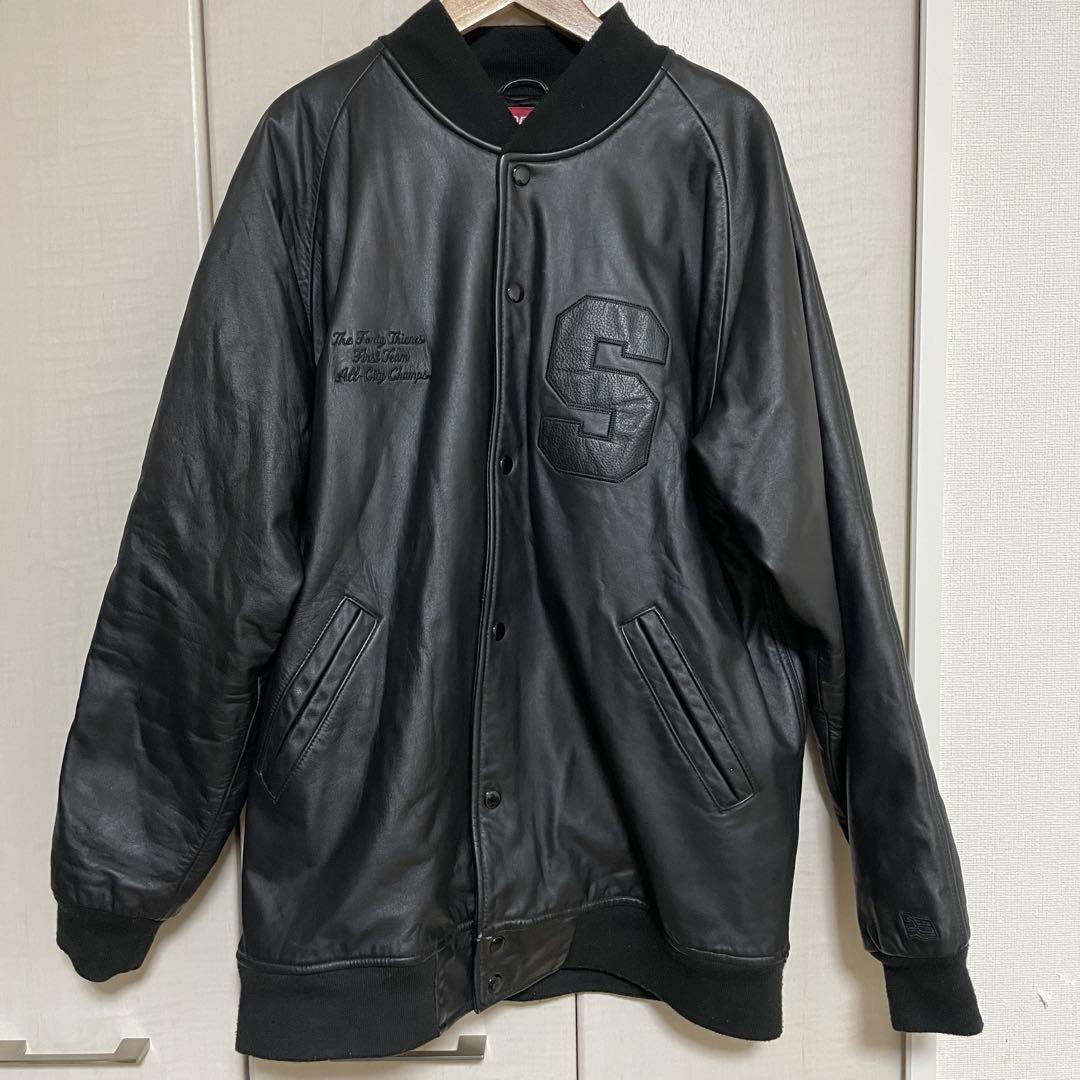 シュプリーム アーチロゴ オールレザー スタジャン ジャケット