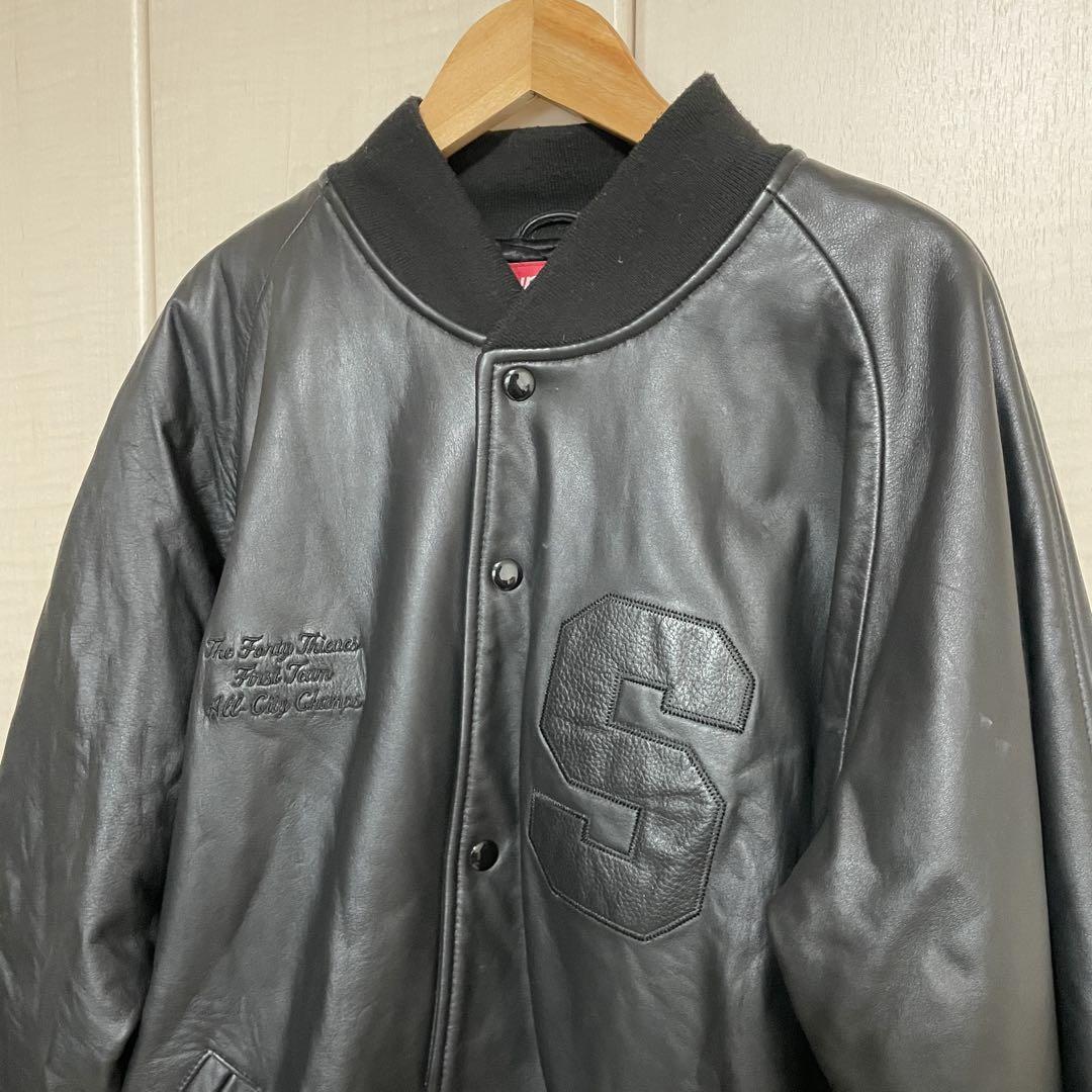 シュプリーム アーチロゴ オールレザー スタジャン ジャケット