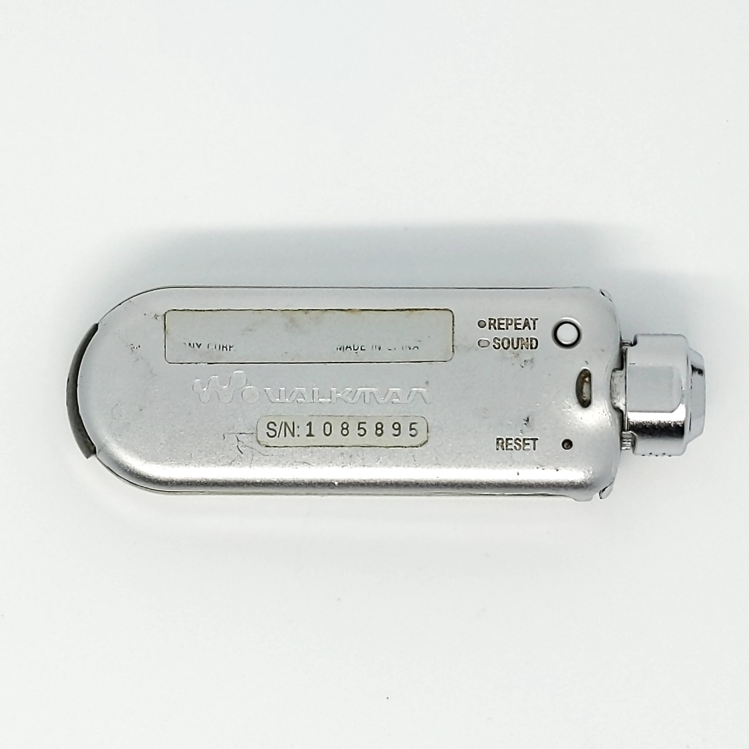 動作品 SONY ウォークマン NW-E507 1GB ソニー デジタルMP3オーディオ
