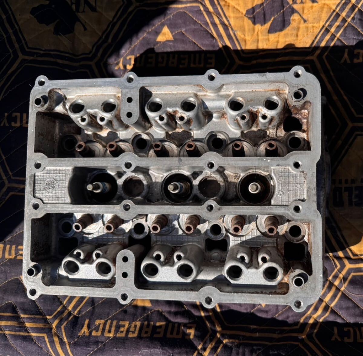 Yahoo!オークション - F6A DOHC ツインカム シリンダーヘッド