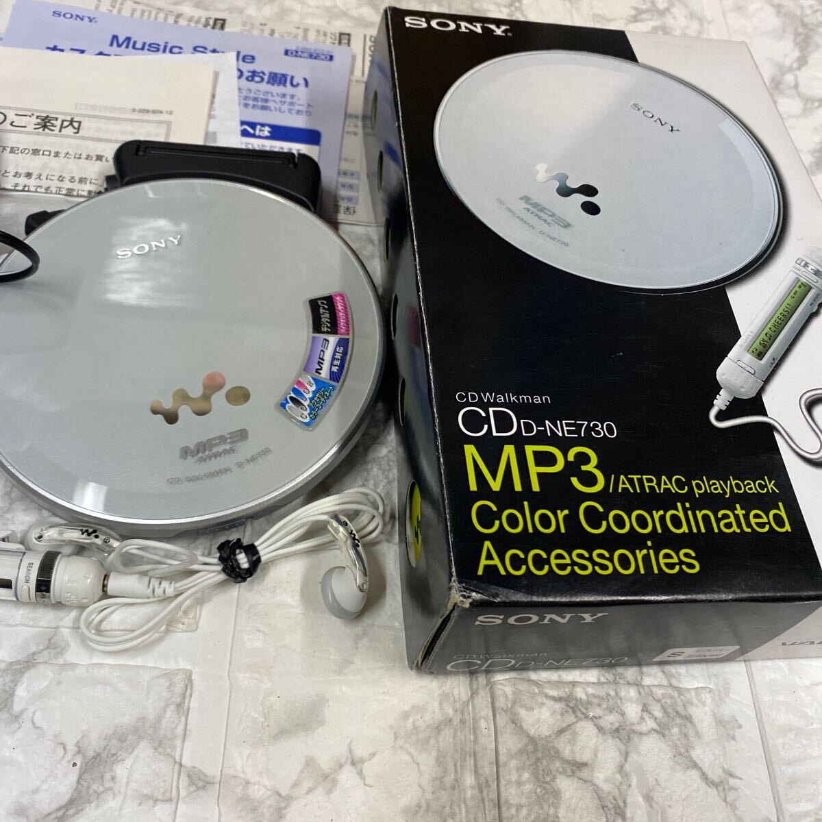 Yahoo!オークション - SONY CDウォークマン D-NE730-S WALKMAN CDウォ