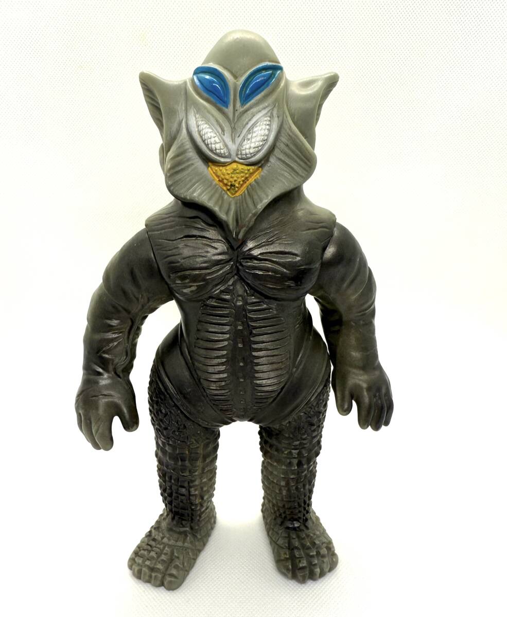 Yahoo!オークション - 当時物 ブルマァク メフィラス星人 ソフビ（ウル