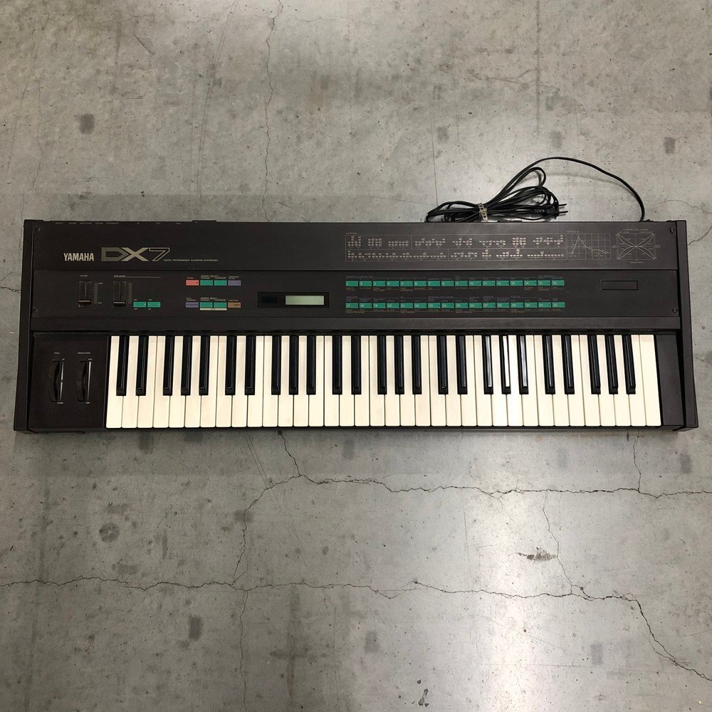 Yahoo!オークション - 【USED】1円スタート ≪ YAMAHA DX7 ≫ 通電確認