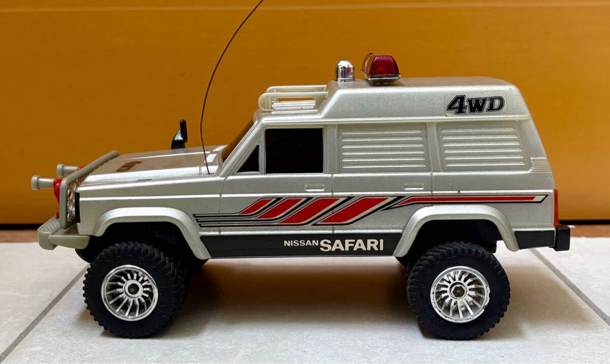 西部警察 part III ニッサンサファリ4WD 西部警察「日産 サファリ 4WD