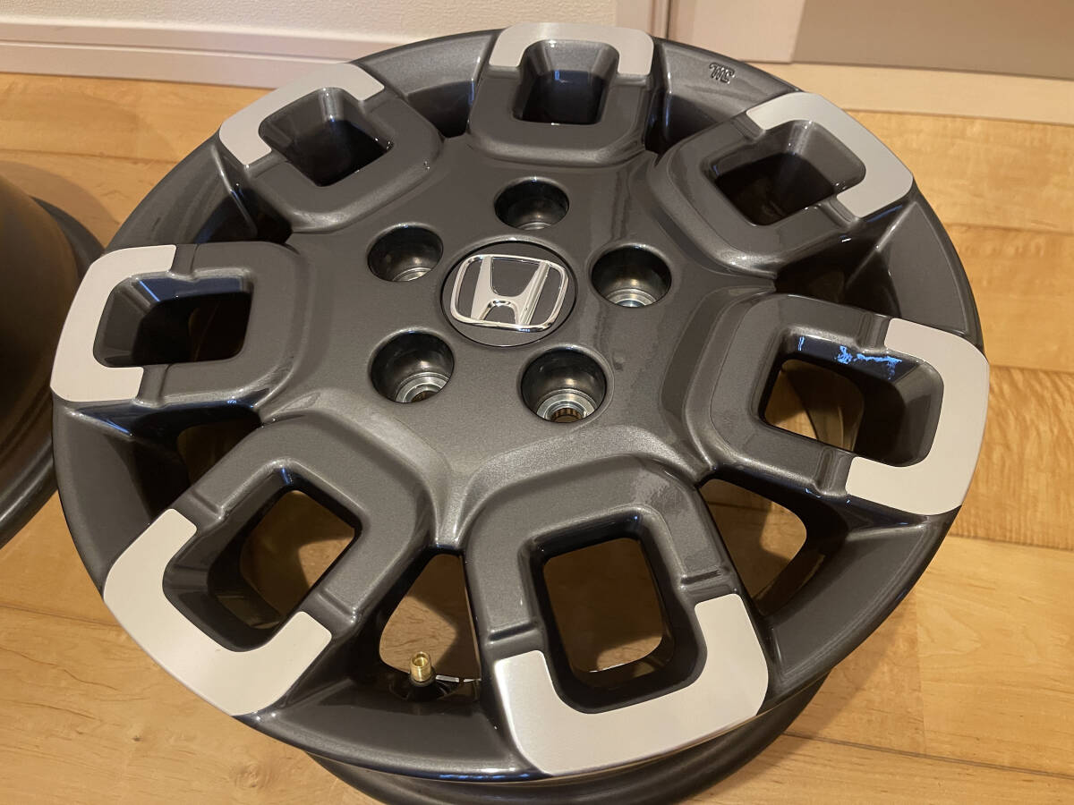即決 ホンダ新型フリードクロスター 純正アルミホイール(新車外し) 2
