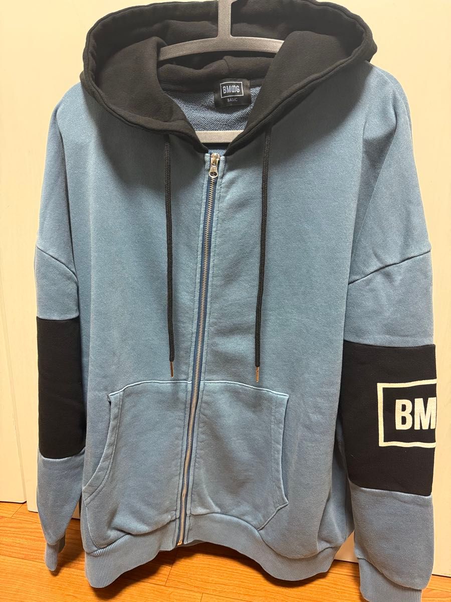試着のみ BMSGツートンジップパーカー BLUE BASICサイズ｜Yahoo!フリマ