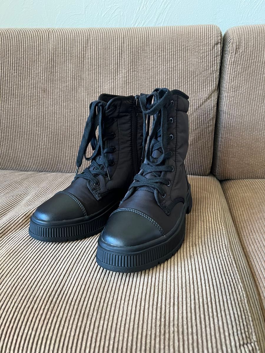 Uniqlo C ユニクロc パデッドレースアップブーツ 23 5㎝ ブラック