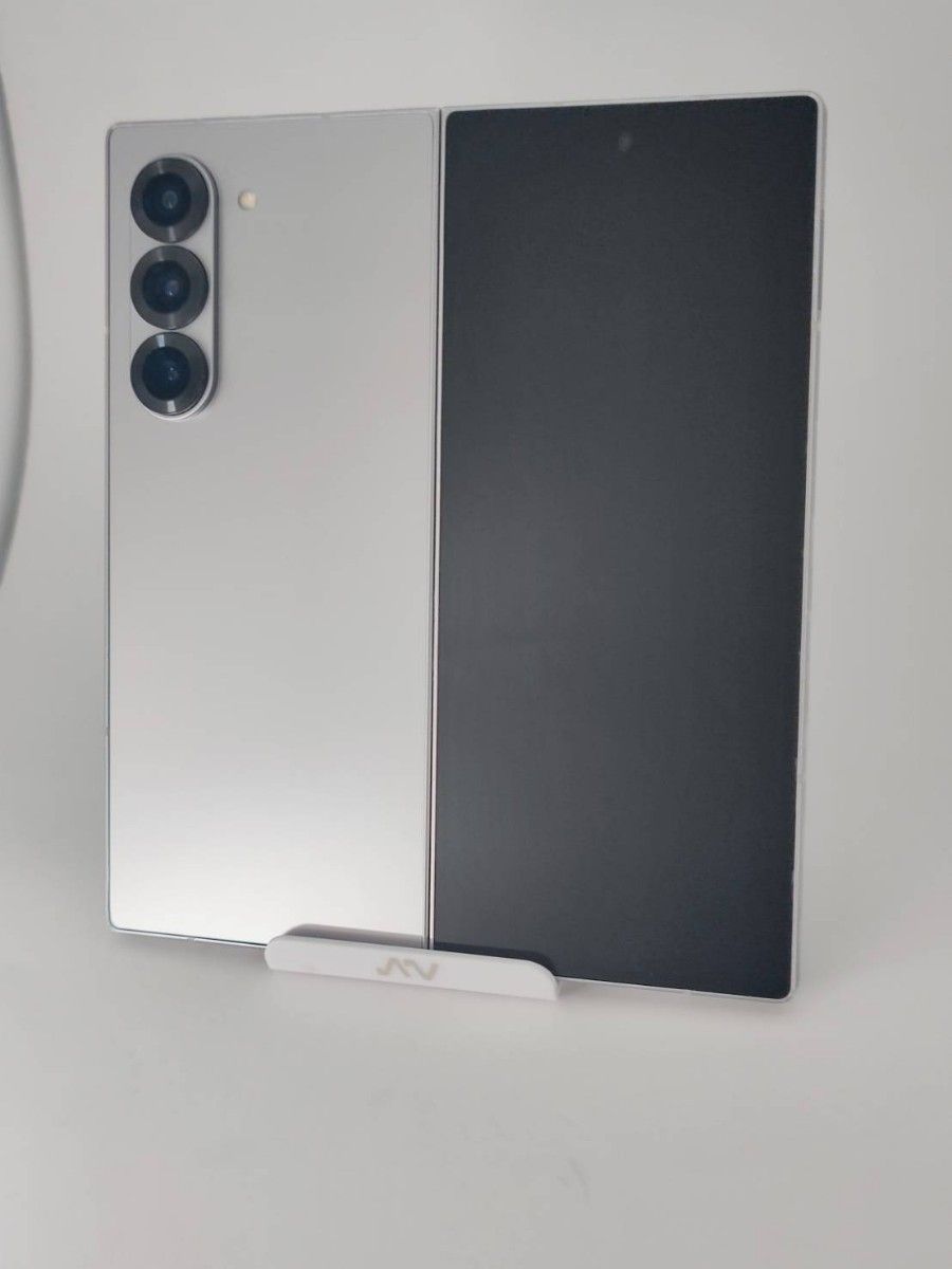 美品】Galaxy Z Fold6 シルバーシャドウ 256GB 韓国版｜Yahoo!フリマ