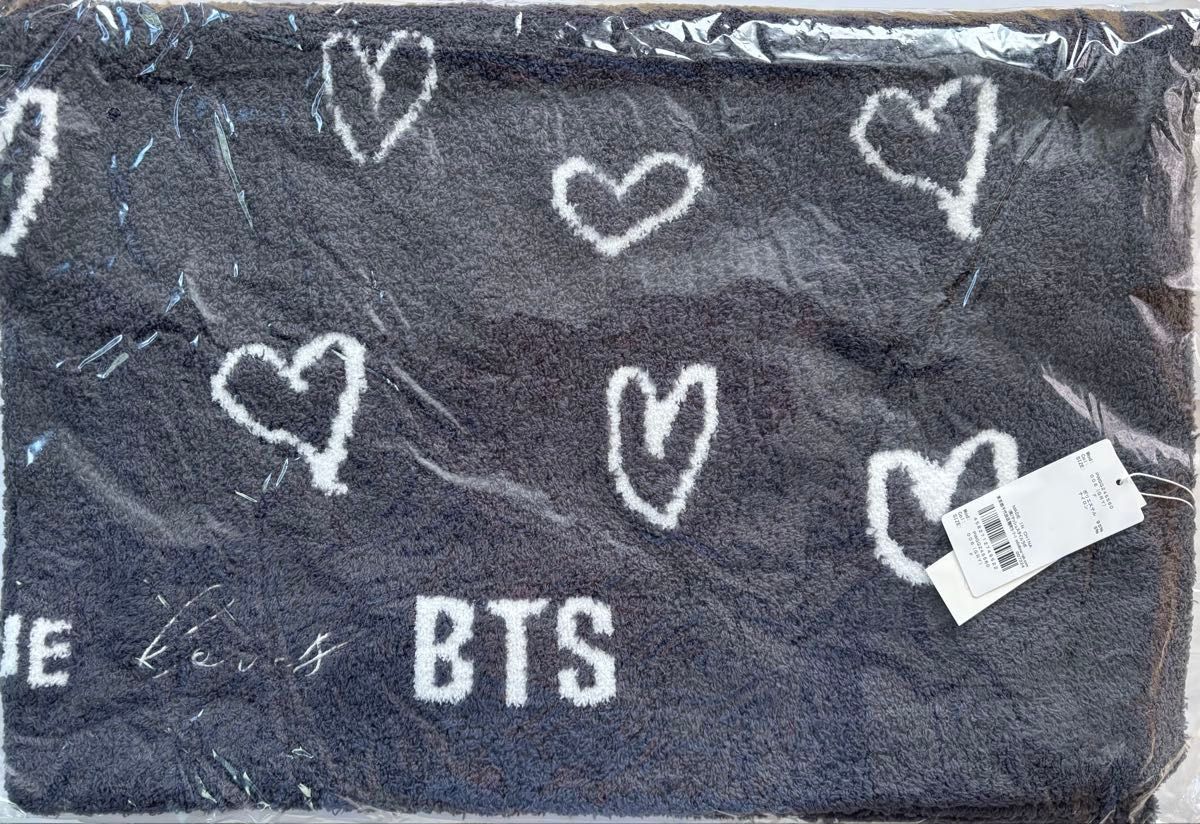 BTS GELATO PIQUE loves BTS BLANKET GRAY ジェラピケ｜Yahoo!フリマ