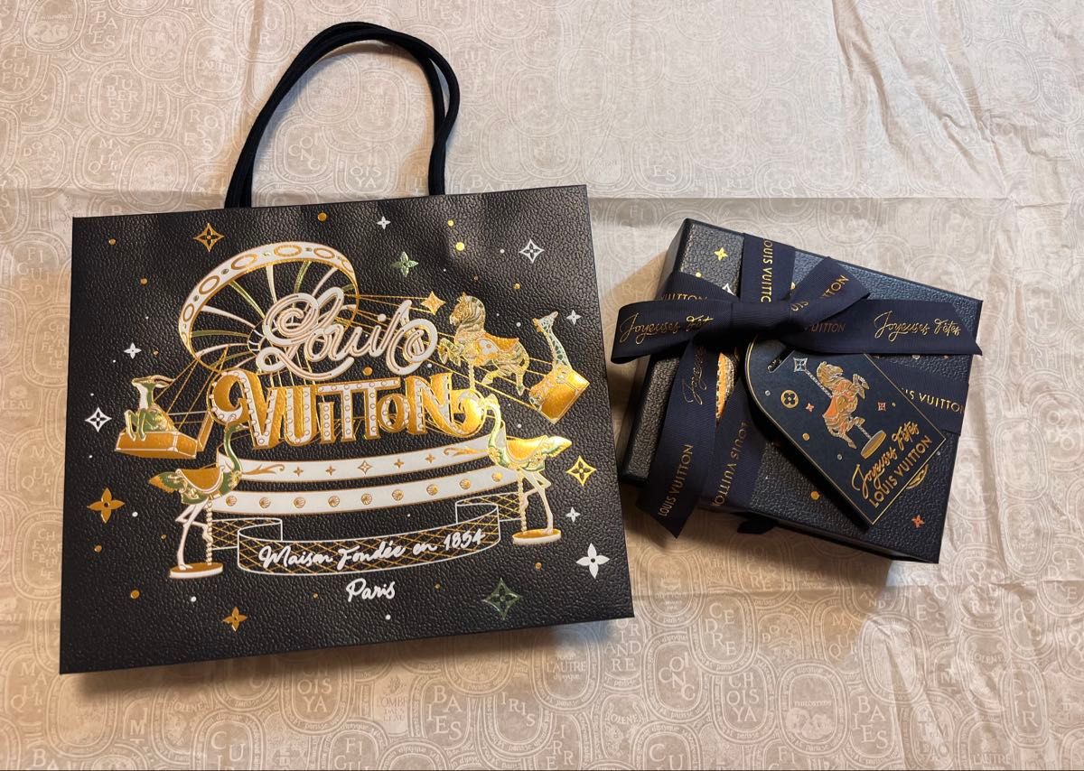 ルイヴィトン LOUIS VUITTON 2024年 クリスマス限定 ショッパー ギフト