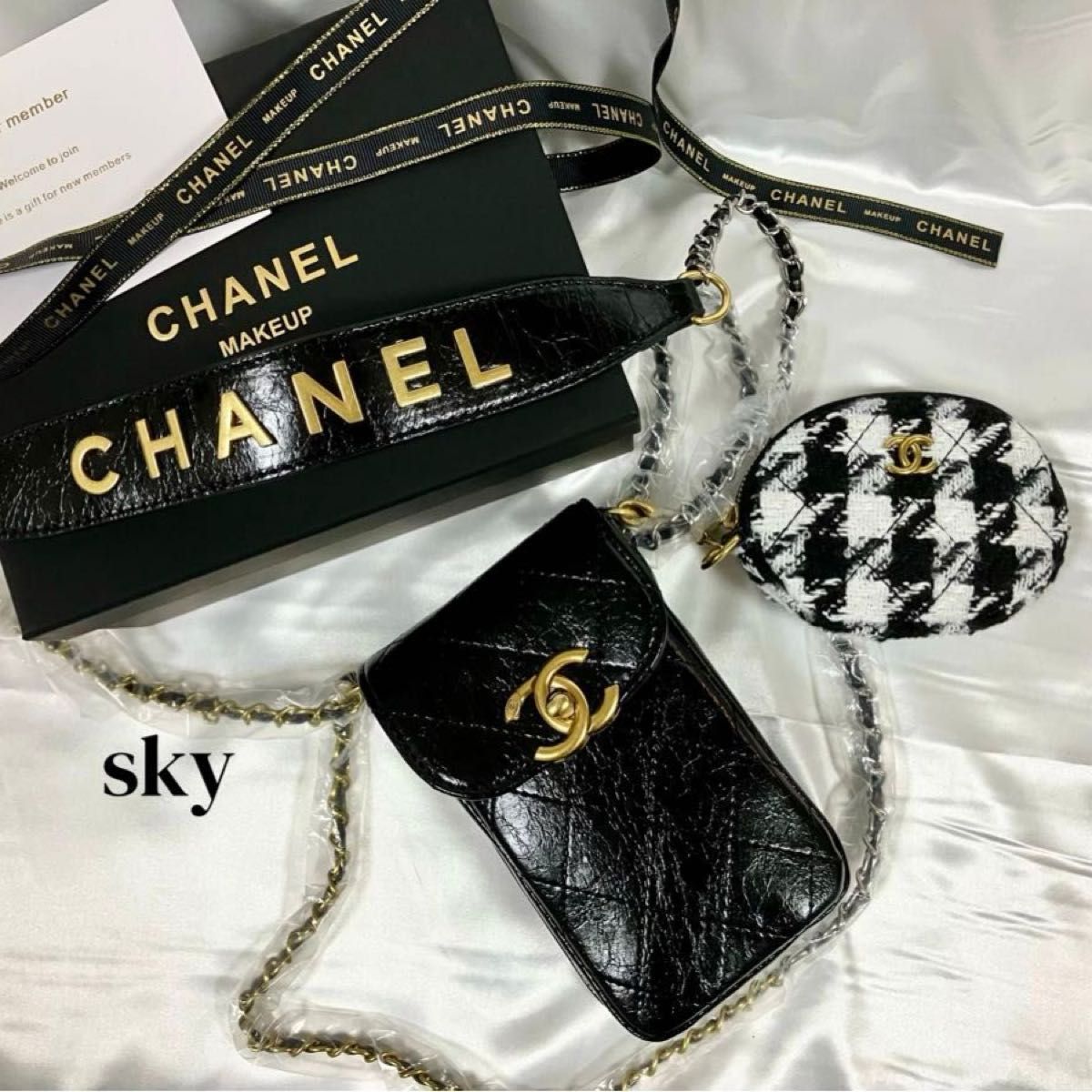 新品 シャネル ノベルティ ショルダーバッグ スマホポーチ ミニバッグ