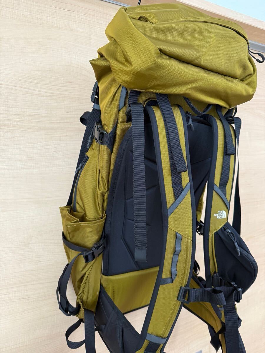 未使用品 ノースフェイス チュガッチガイド45 モスグリーン サイズL