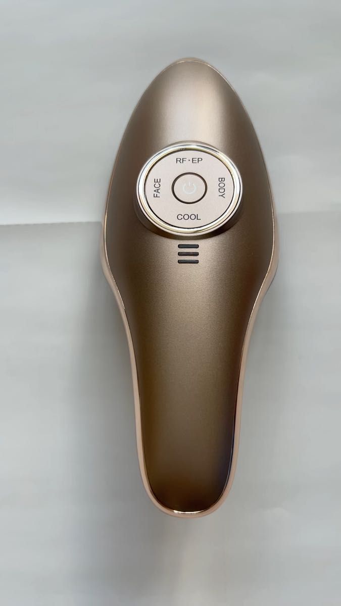 Eclat 美顔器 充電式 Eclat 美顔器 ゴールド 充電ケーブル付き