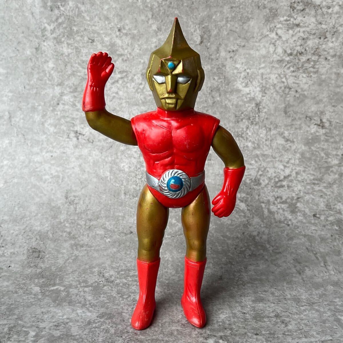 Yahoo!オークション - 当時物 スペクトルマン ソフビ / 怪獣 宇宙猿人