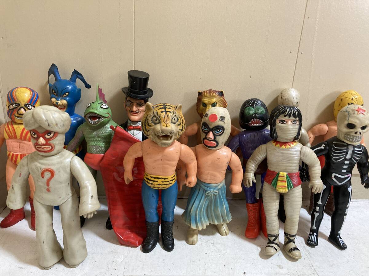 Yahoo!オークション - 中嶋製作所 タイガーマスク ソフビ人形 当時物セ