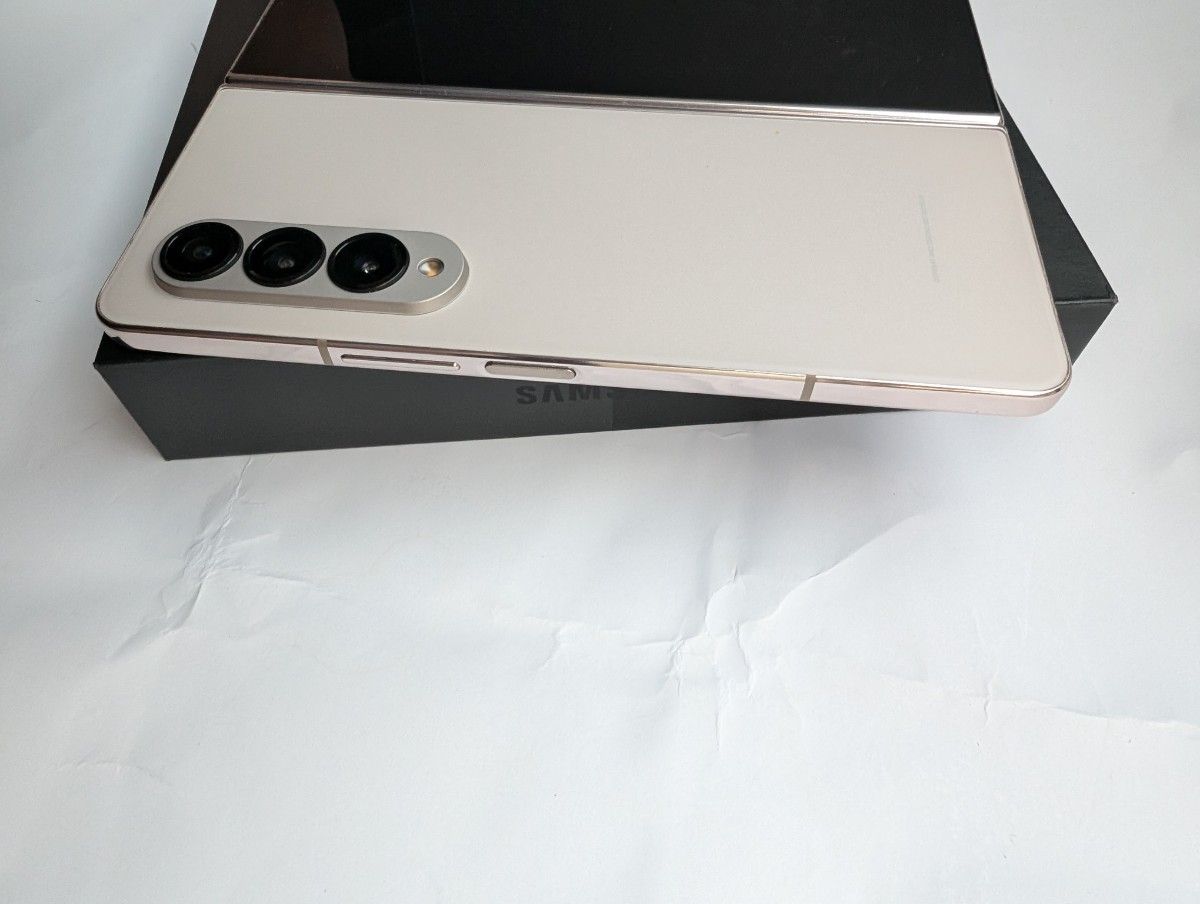 美品 Galaxy Z Fold 4 512GB SIMフリー 韓国版｜Yahoo!フリマ（旧