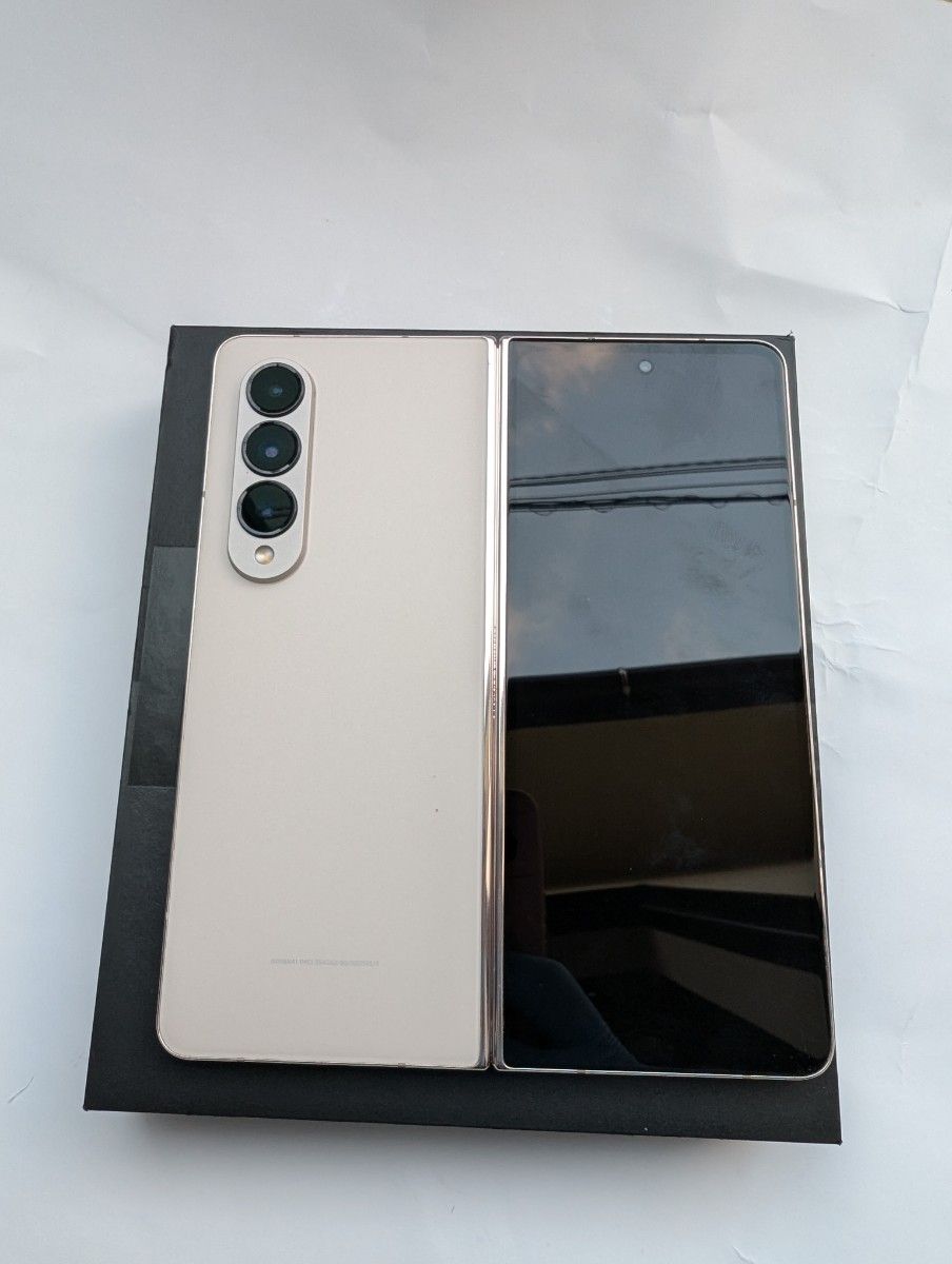 美品 Galaxy Z Fold 4 512GB SIMフリー 韓国版｜Yahoo!フリマ（旧