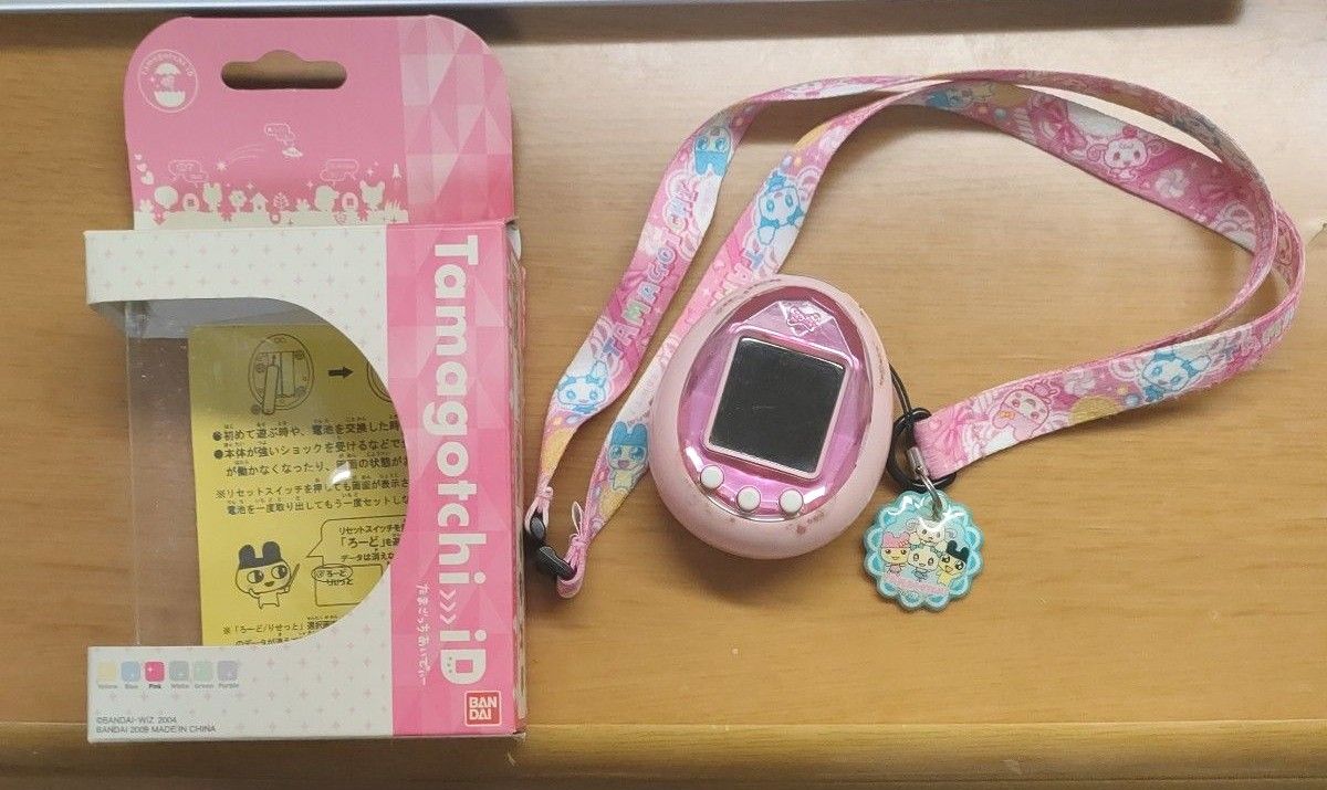 たまごっちID バンダイ BANDAI Tamagotchi iD ピンク 箱 説明書