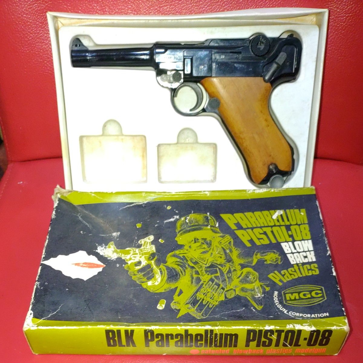 MGC社製ルガーP−08ブローバックモデル 木製グリップ付き｜Yahoo