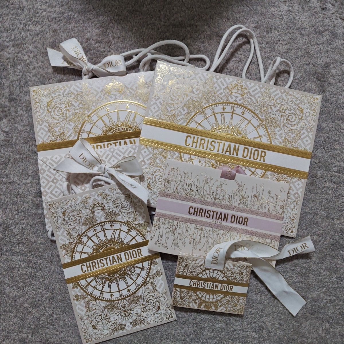 Dior 2024 ホリデー限定 ショッパー ギフトボックス リボン付き 紙袋