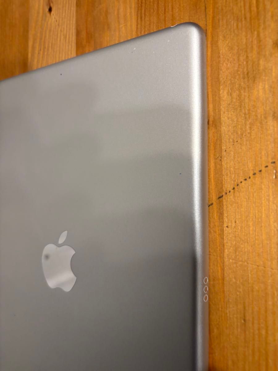 apple ipad 第7世代 シルバー 本体 32GB シルバー Wi-Fiモデル｜Yahoo