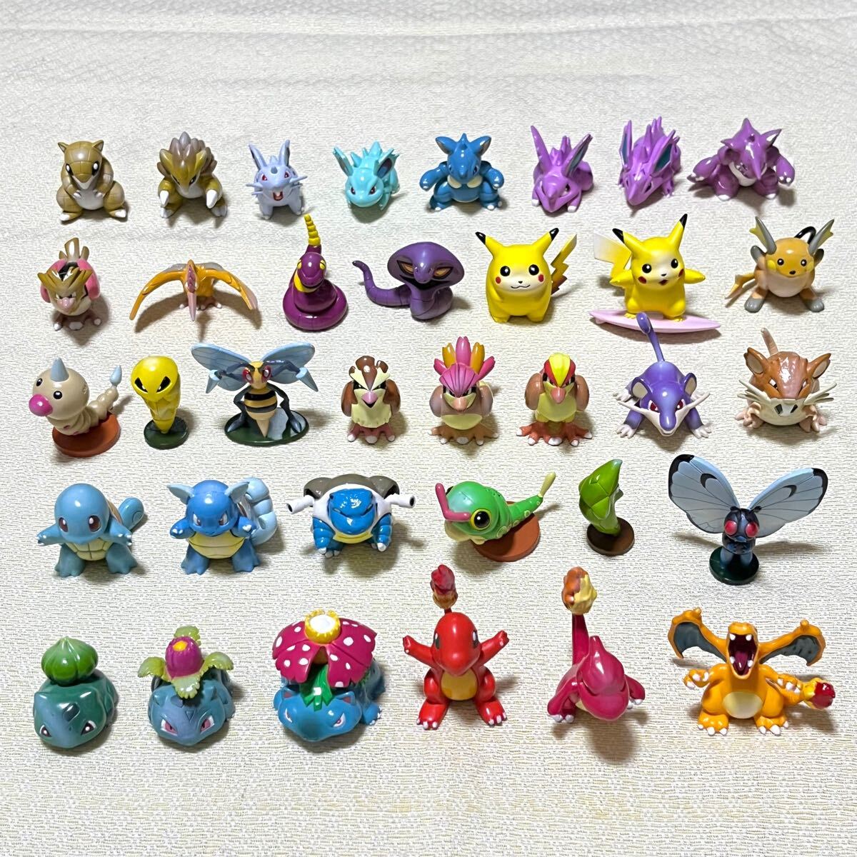 Yahoo!オークション - 美品 モンコレ 赤緑全151体＋α 初代 カントー