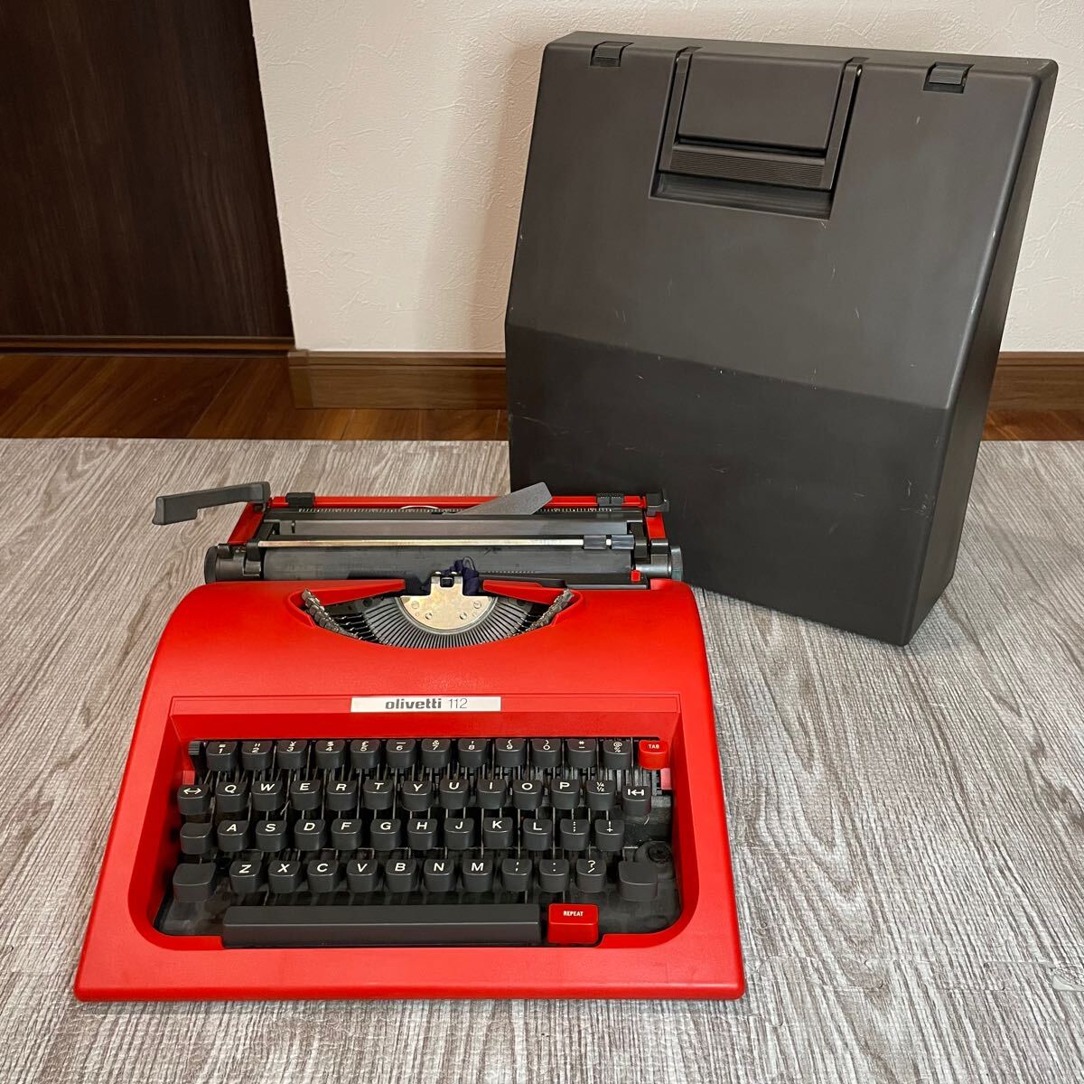 Yahoo!オークション - olivetti オリベッティ タイプライター 112