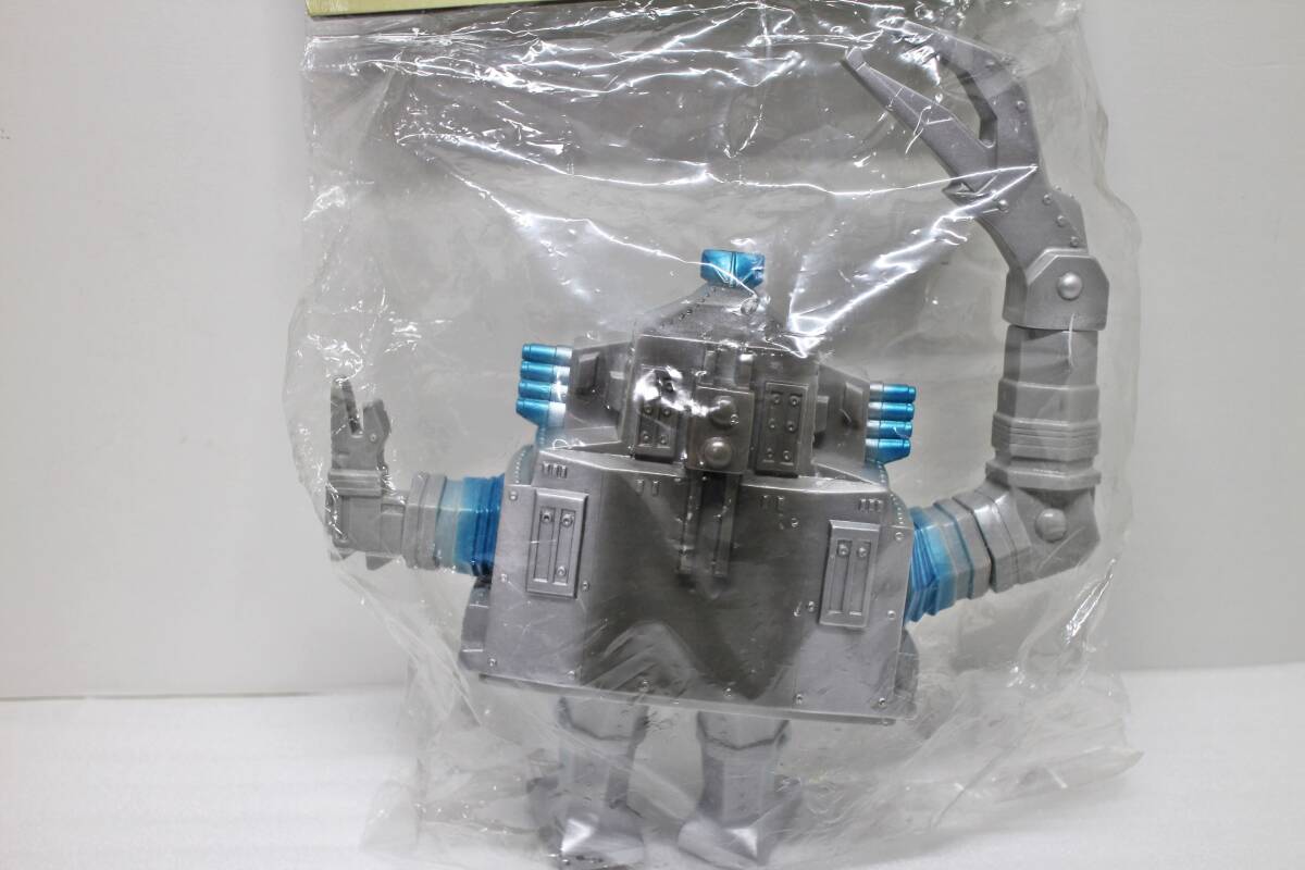 Yahoo!オークション - 怪獣郷 円谷コミュニケーションズ ロボット怪獣