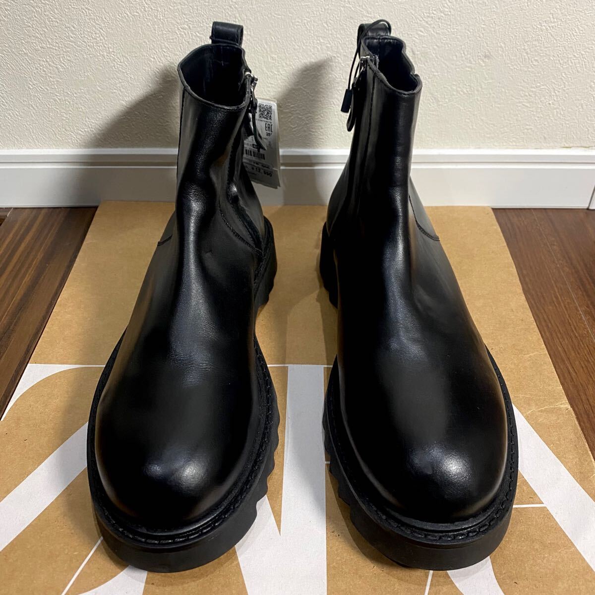 新品 ZARA 100%牛革 サイドジップブーツ 27 5cm 43 BLACK メンズ ザラ