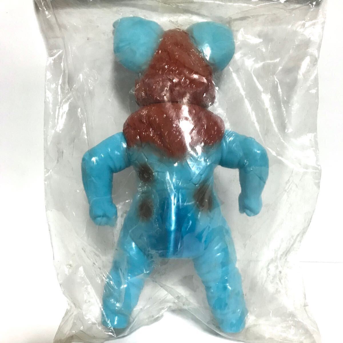 Yahoo!オークション - 未開封【やまなや 怪獣郷 イカルス星人 水色成型
