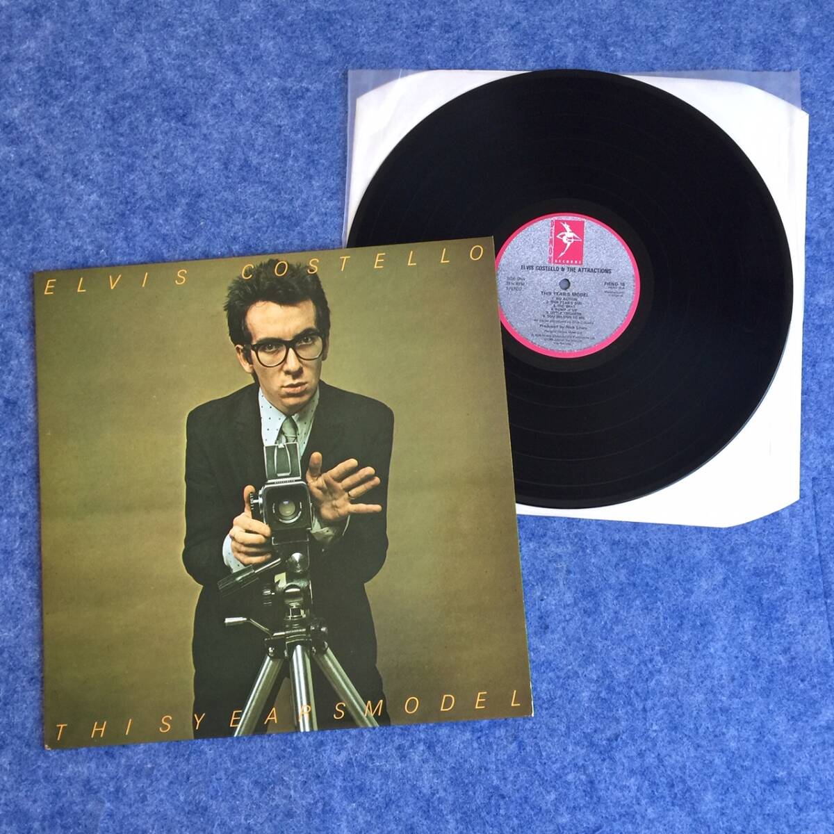 Yahoo!オークション - ELVIS COSTELLO & THE ATTRACTIONS - THIS YEARS