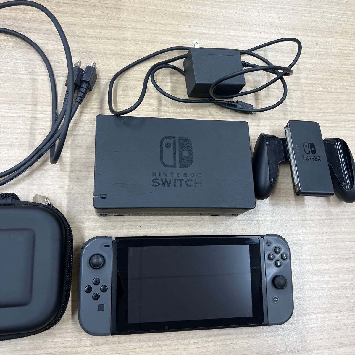 Switch本体（バッテリー強化版） グレー 付属品完備 持ち運びケース