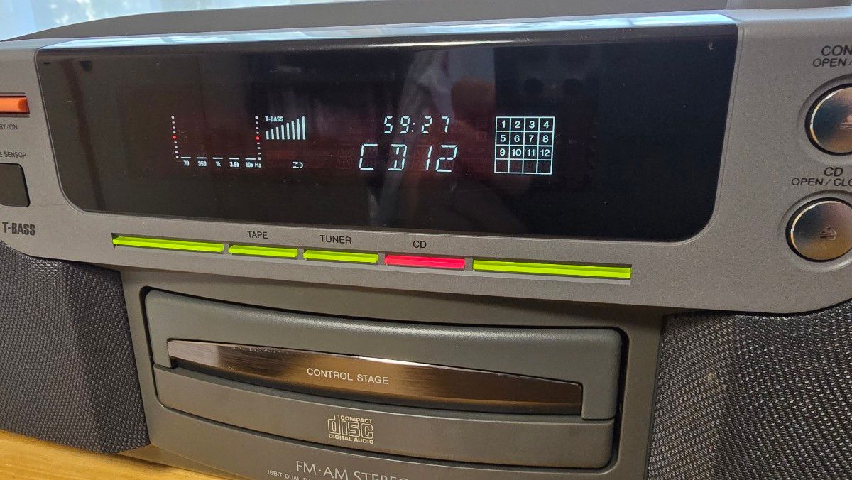 極上】AIWA CSD-SR700改 Bluetooth搭載CDラジカセ完動品《No 125