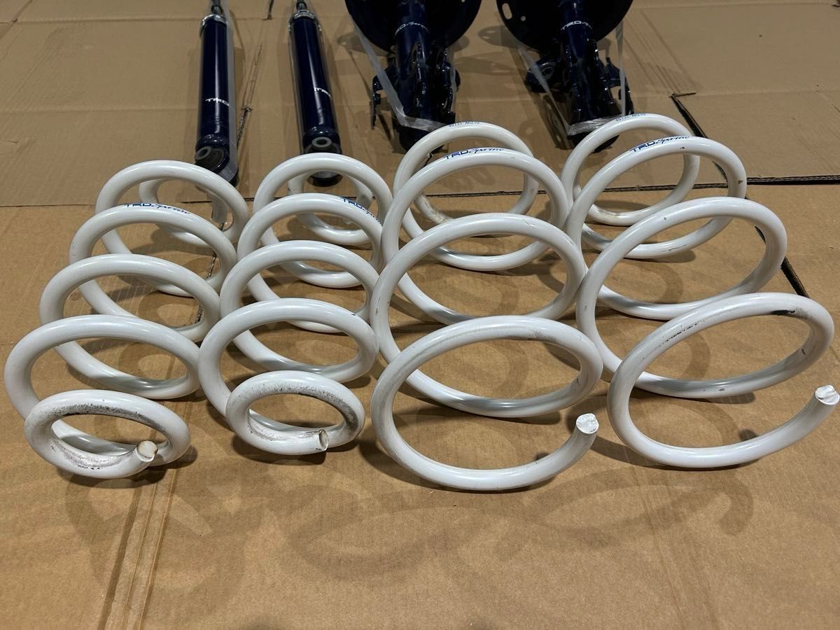 専用 TRD サスペンションセット エスティマハイブリッド エスティマ