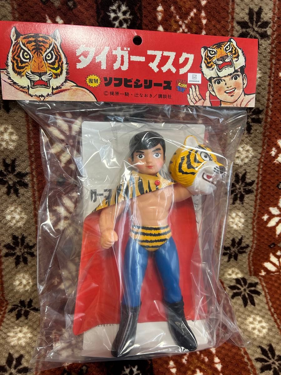 メディコム・トイ×中嶋製作所ソフビ タイガーマスク (初期型きいろ1期