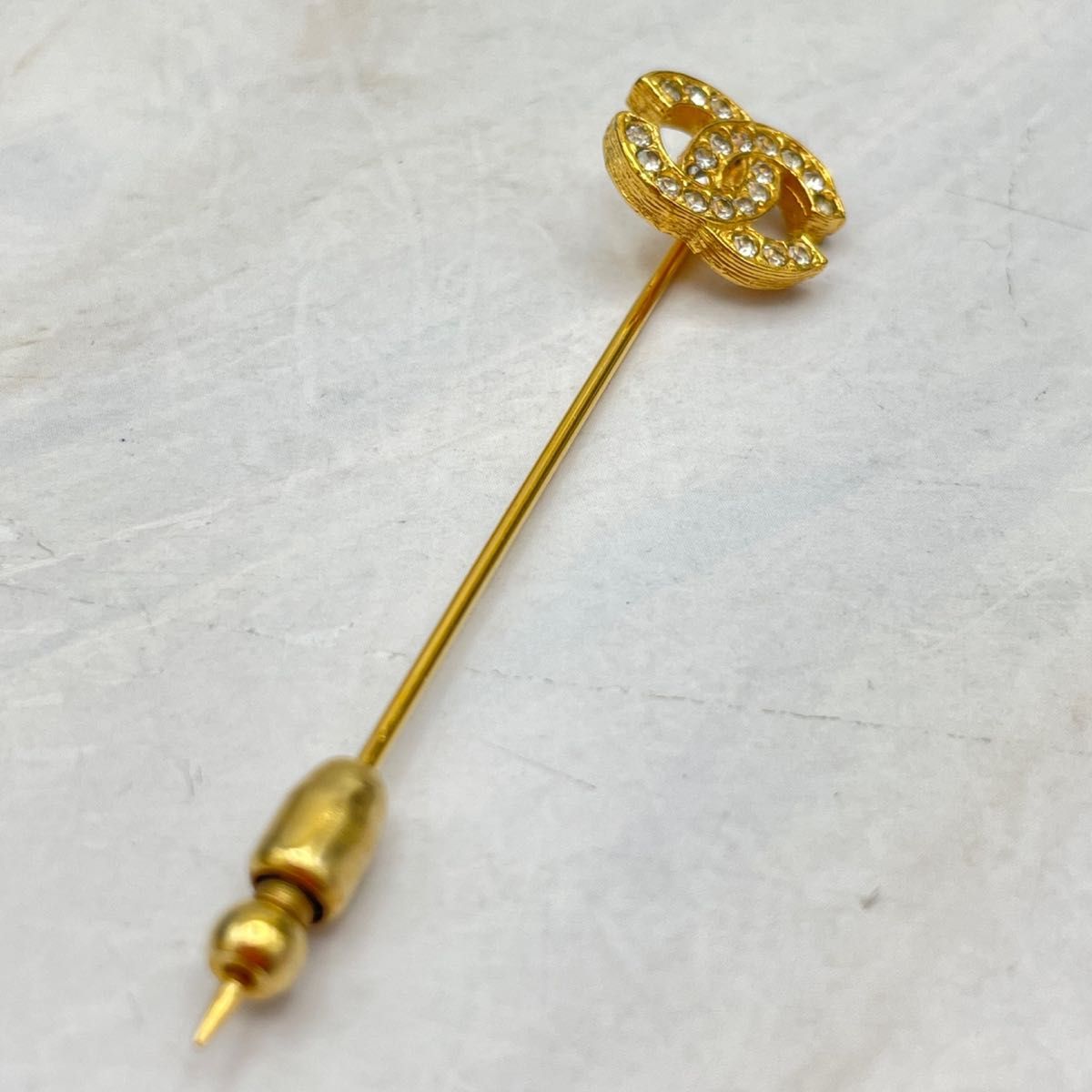 CHANEL シャネル ピンブローチ ココマーク ラインストーン ゴールド