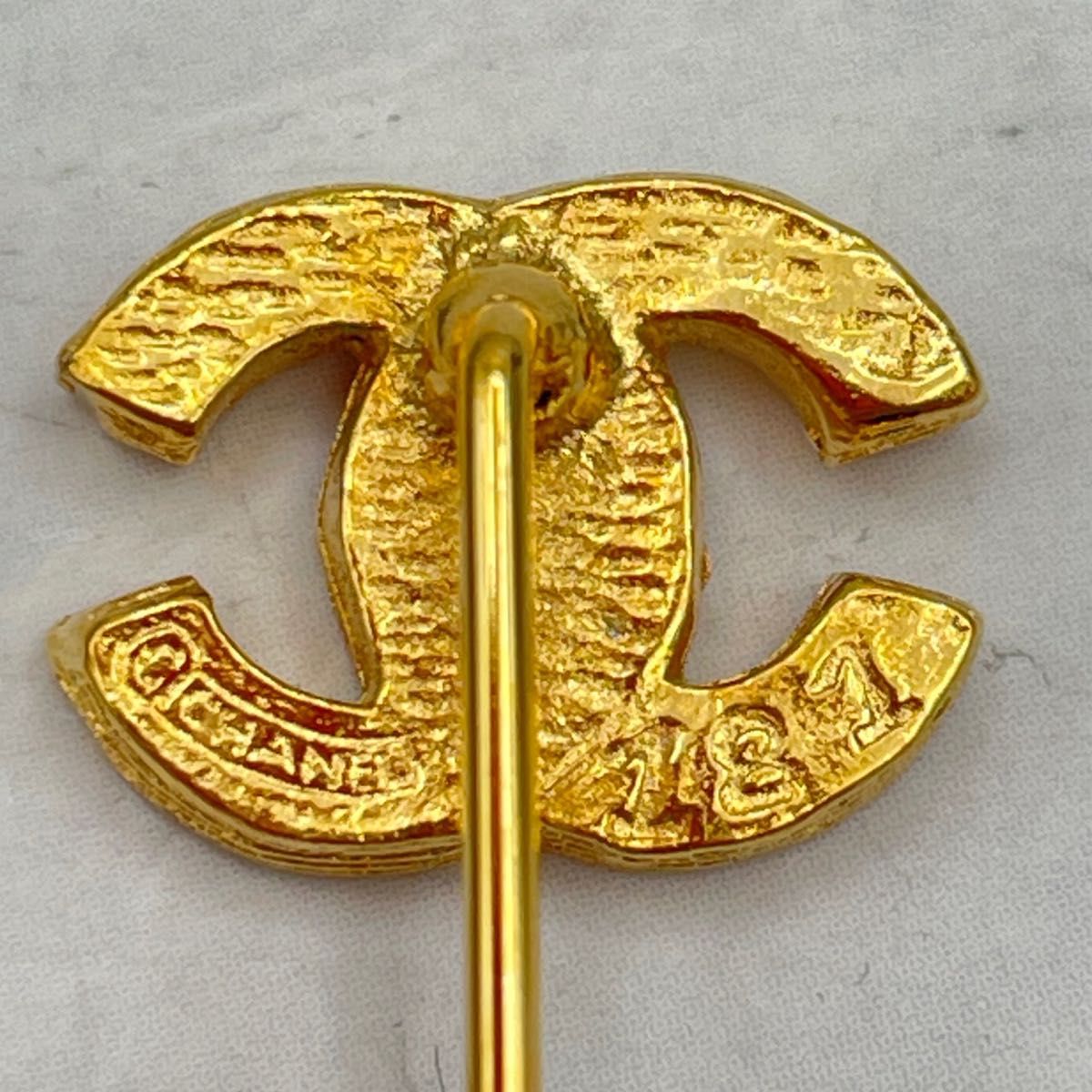 CHANEL シャネル ピンブローチ ココマーク ラインストーン ゴールド