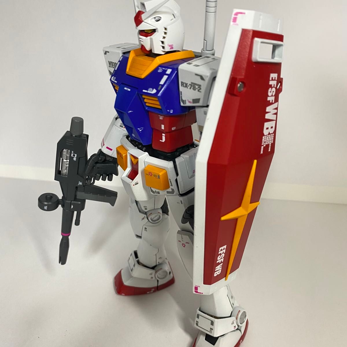 MG MG 1/100 RX-78-2ガンダム Ver2 0 全塗装 完成品｜Yahoo!フリマ（旧
