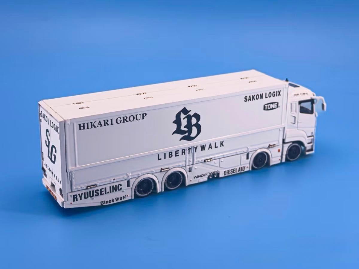 GCD 三菱ふそう リバティーウォーク カスタムトラック 1/64 LBWK