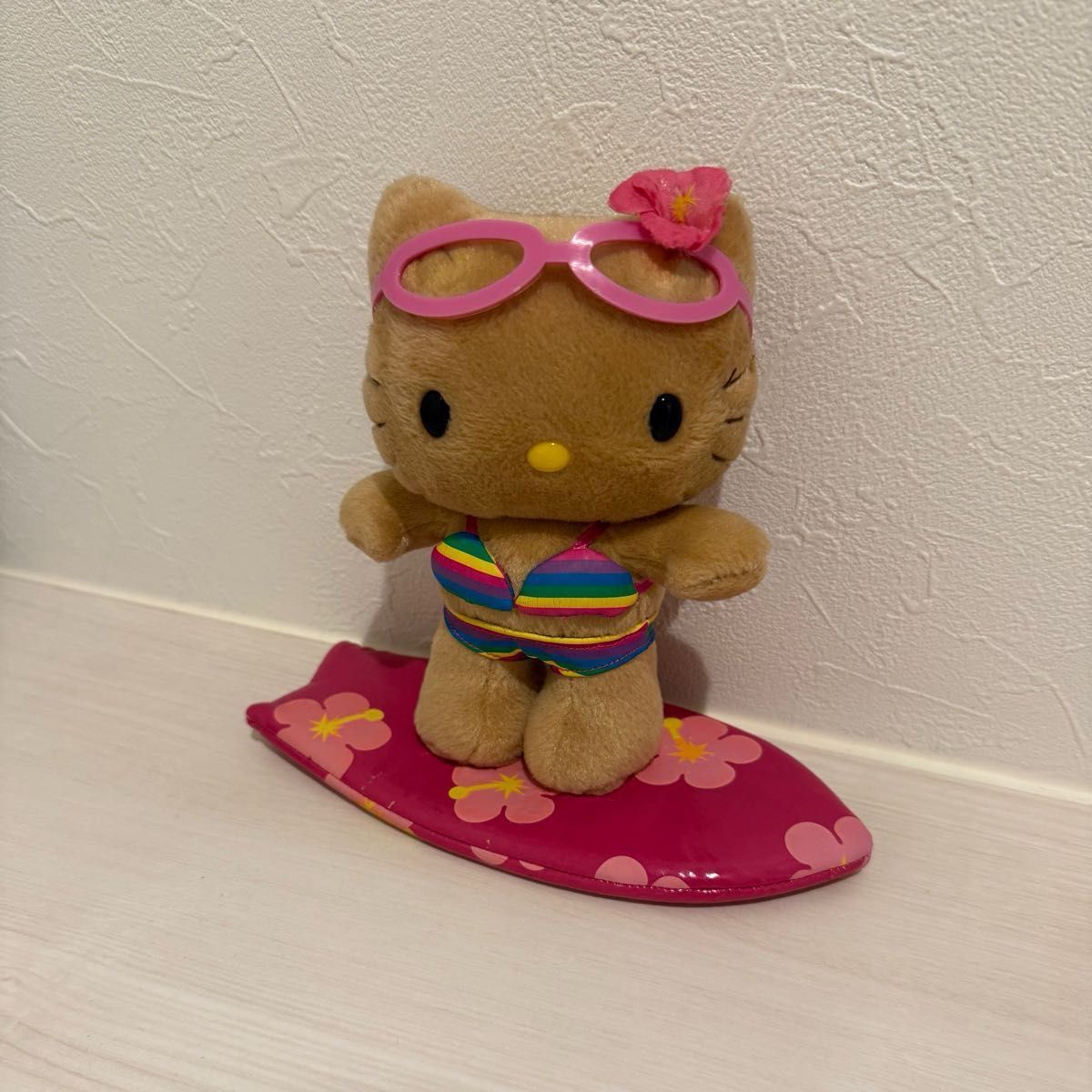 レア ハローキティ 日焼け ガングロ サーフィン ファスナーマスコット