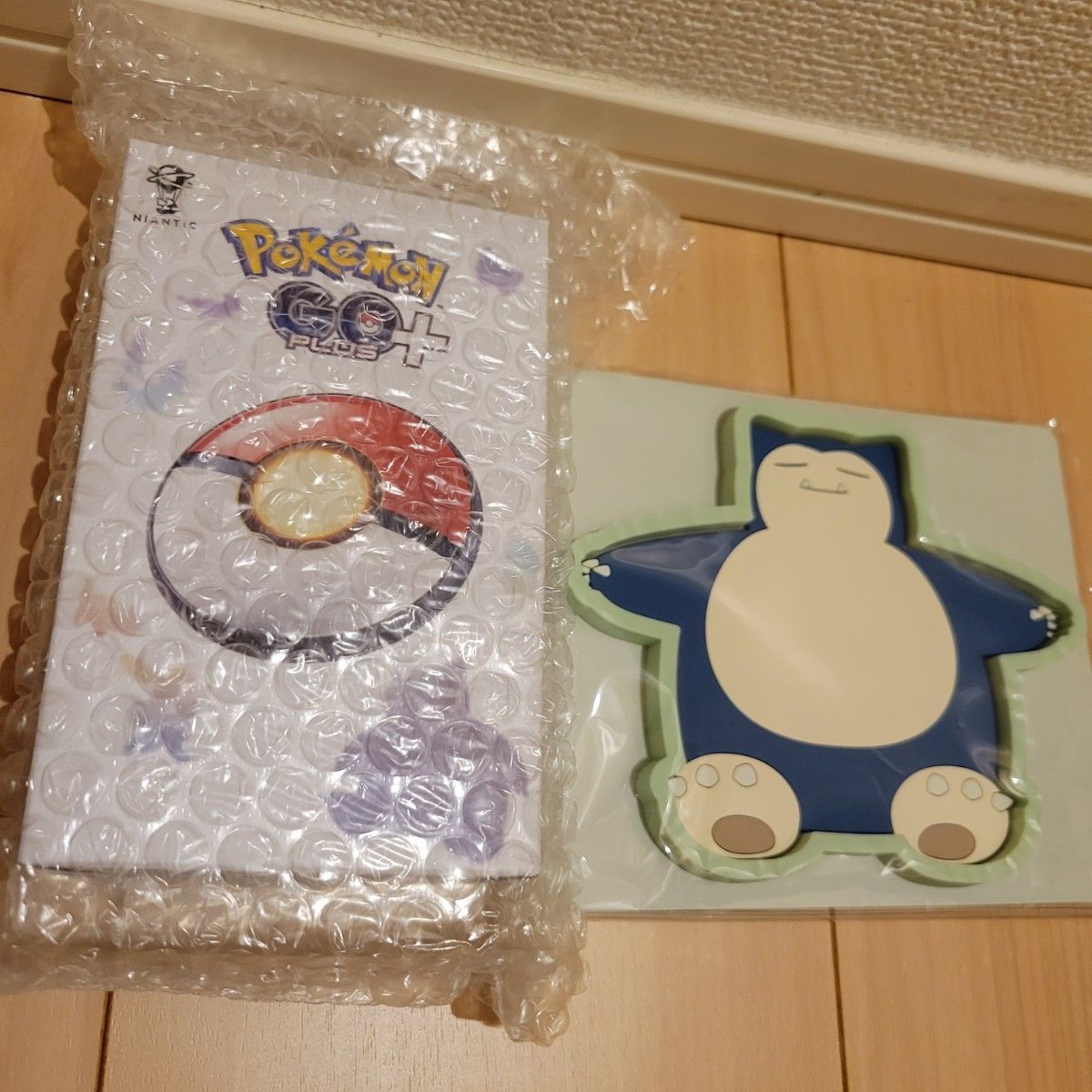 Pokemon GO Plus + ポケセン購入特典付カビゴントレー 新品 Pokemon GO