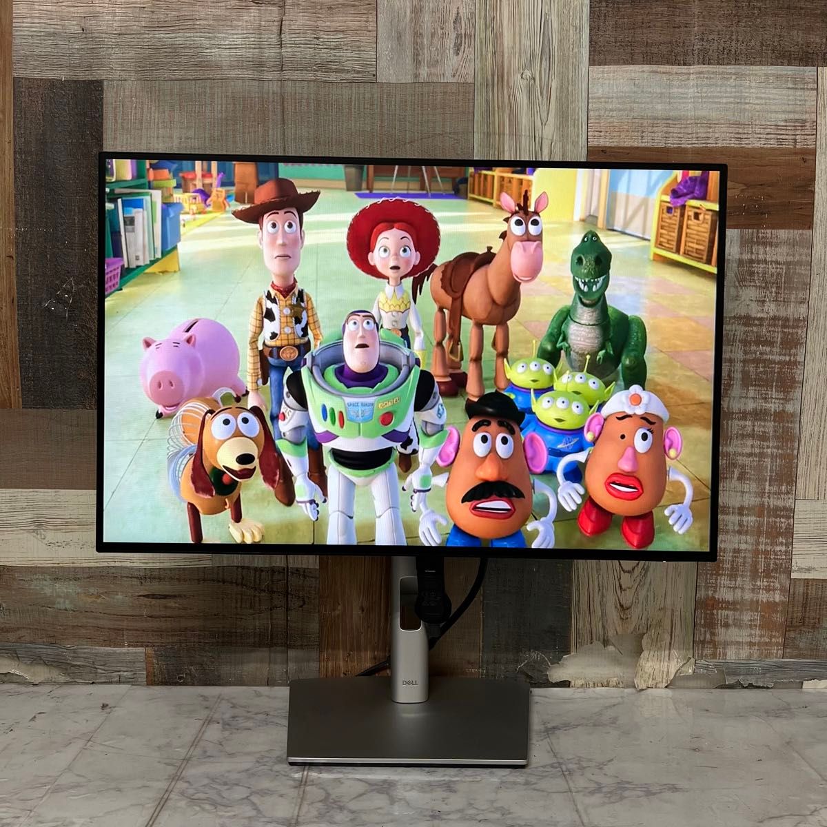 即日発送全国送料込 2年前購入 DELL24型ワイド液晶モニターブルー