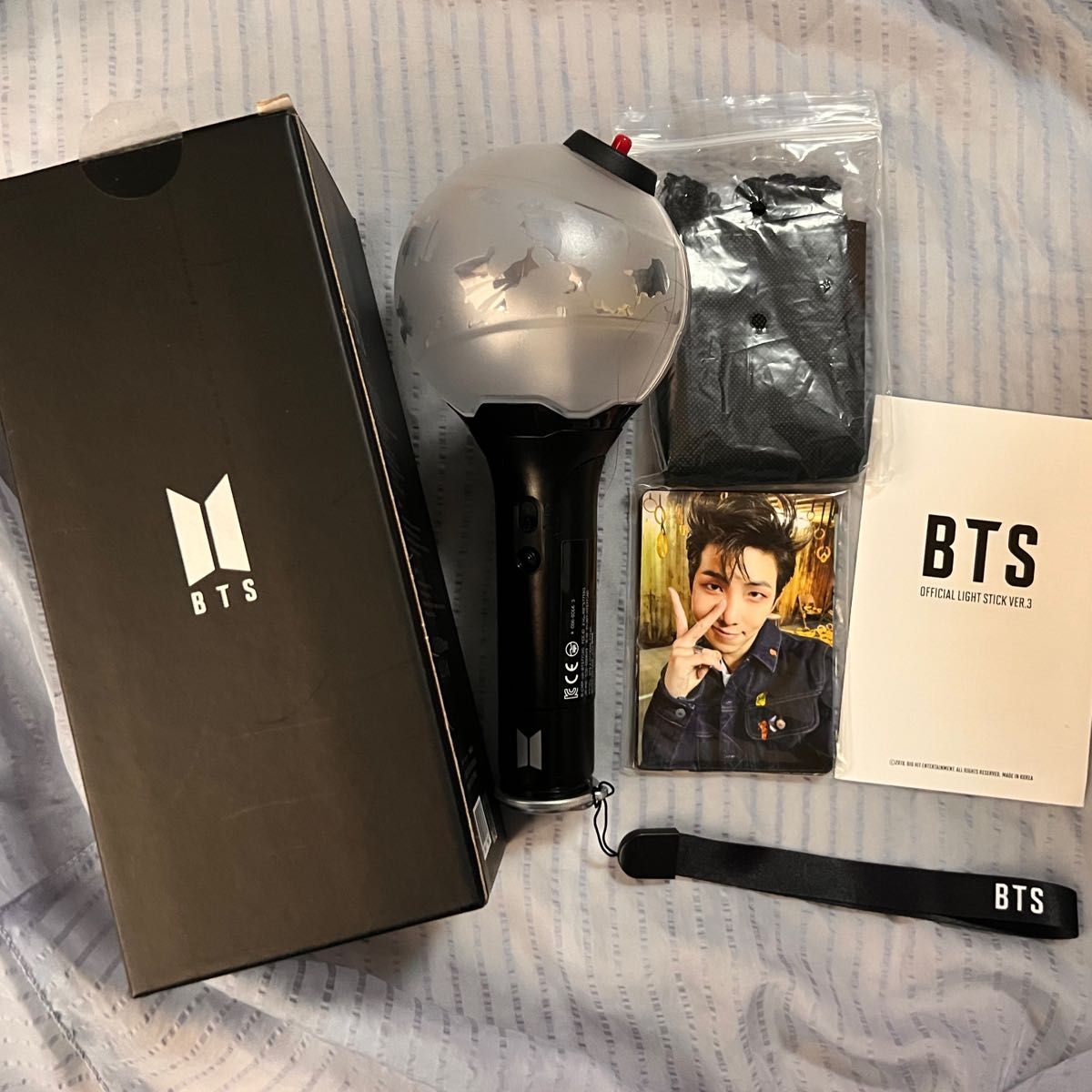 BTS official light stick ver 3 ペンライト アミボム｜Yahoo!フリマ