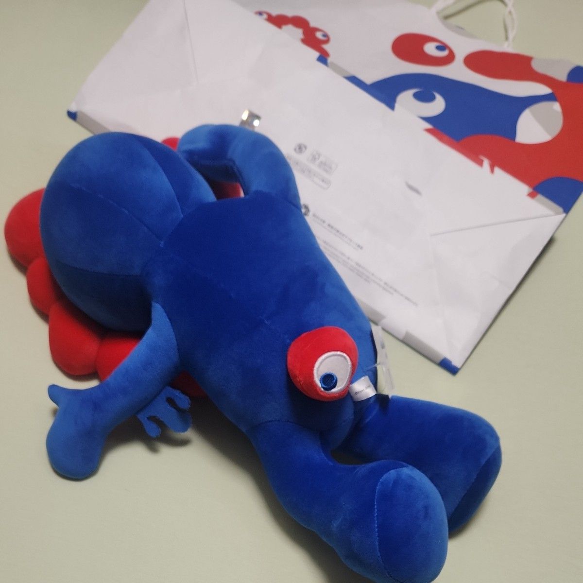 ミャクミャク ぬいぐるみくじ 2等 万博 グッズ ねそべり 約46cm 紙袋付